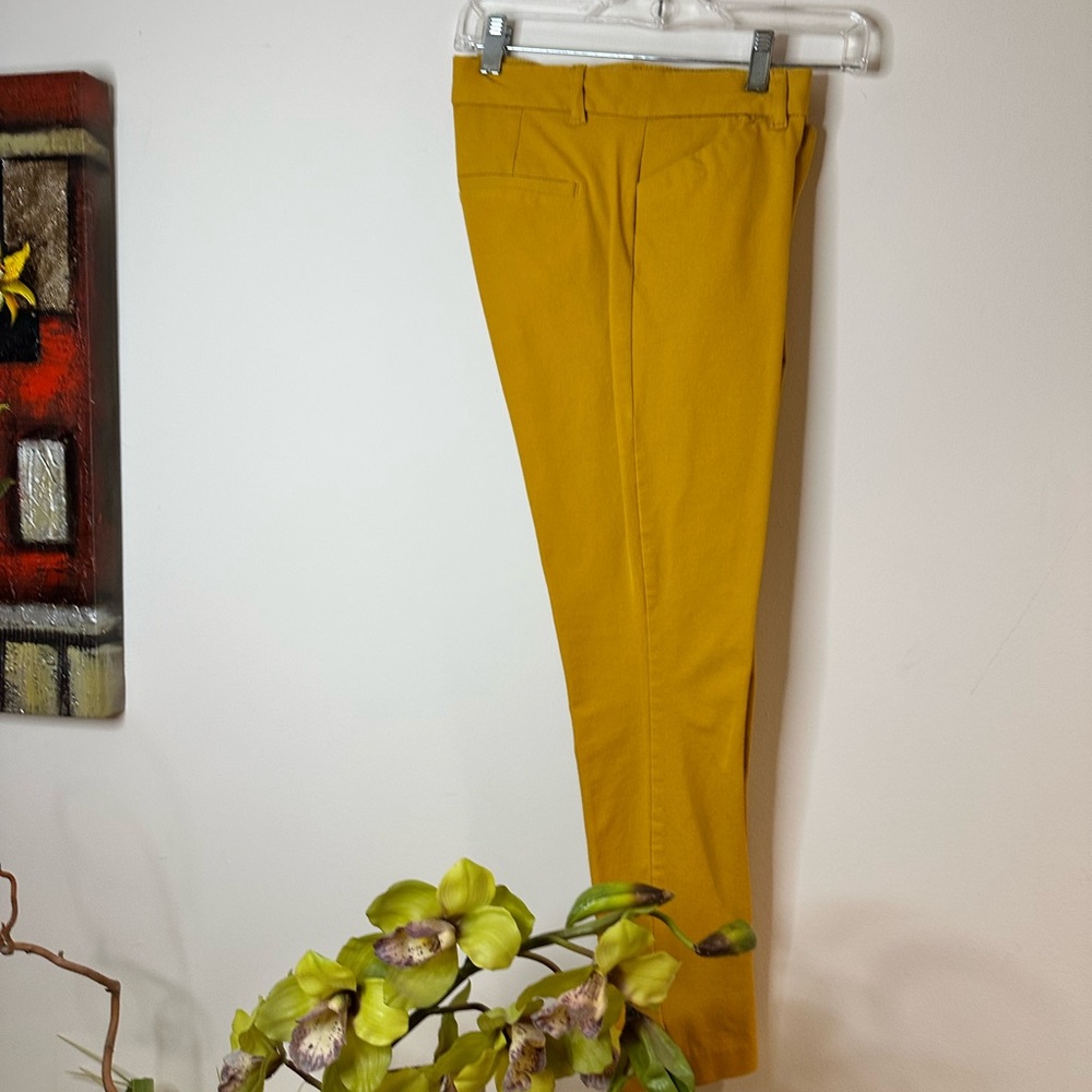 P157- GAP Yellow Skinny Pants Vibrant Style